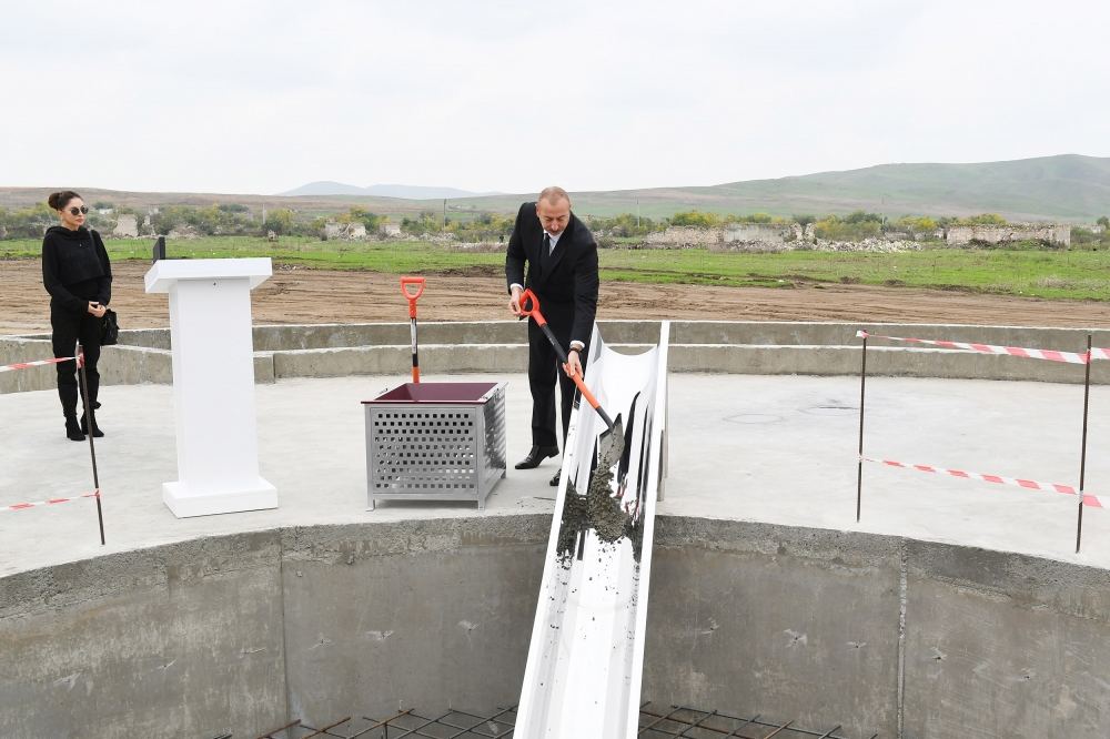 President Ilham Aliyev laid foundation stone “smart village” in Dovlatyarli village, Fuzuli district (PHOTO)