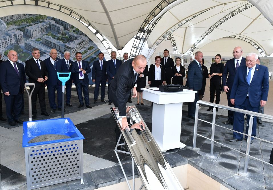 President Ilham Aliyev and First Lady Mehriban Aliyeva meet with members of general public of Fuzuli, lay foundation stone for Memorial Complex and for restoration of city (PHOTO)