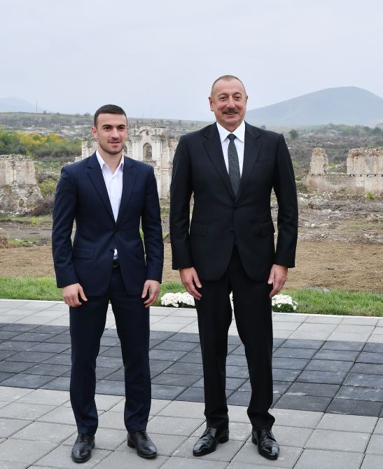 President Ilham Aliyev and First Lady Mehriban Aliyeva meet with members of general public of Fuzuli, lay foundation stone for Memorial Complex and for restoration of city (PHOTO)