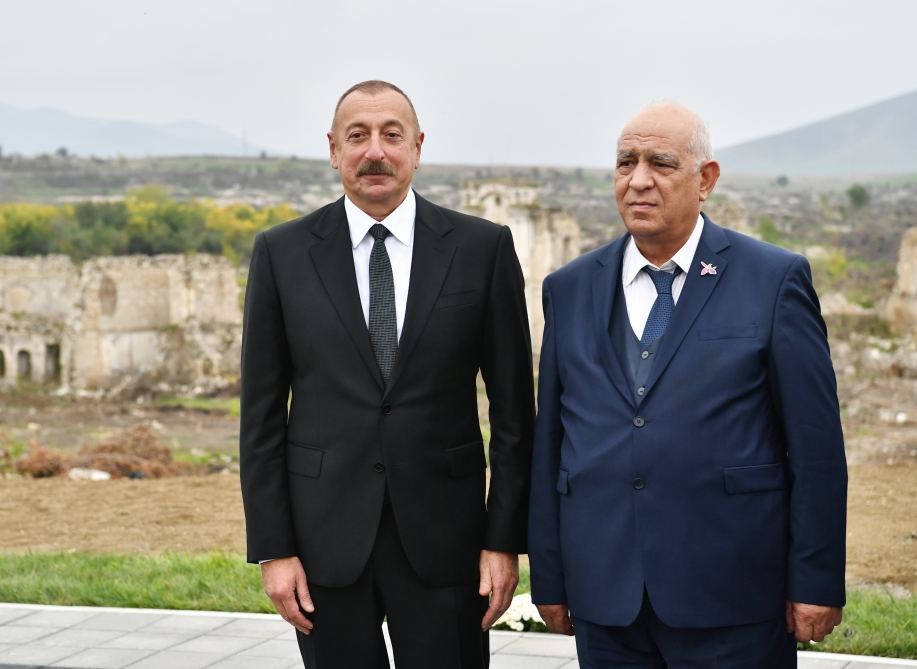 President Ilham Aliyev and First Lady Mehriban Aliyeva meet with members of general public of Fuzuli, lay foundation stone for Memorial Complex and for restoration of city (PHOTO)