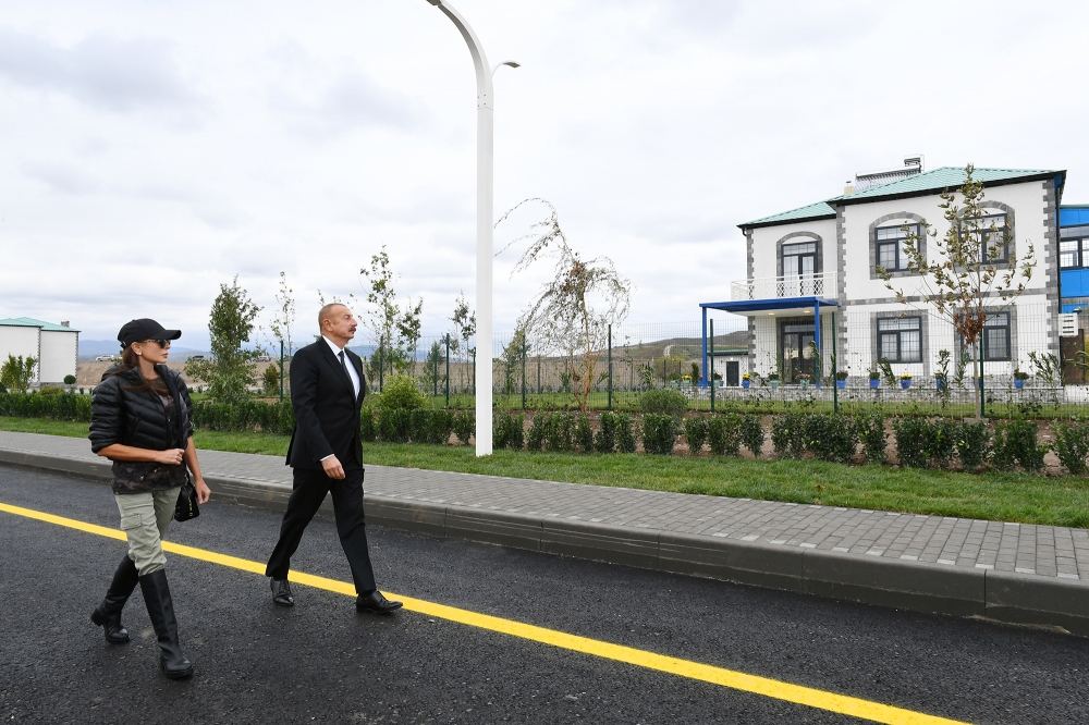 Azerbaijani President Ilham Aliyev and First Lady Mehriban Aliyeva visit Zangilan district (FOTO)