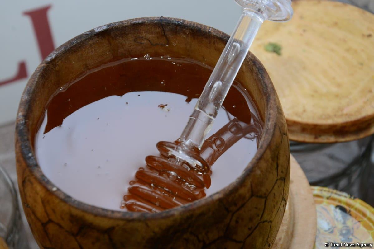 Honey from Azerbaijan's liberated Kalbajar, Lachin delivered to Baku fair (PHOTO)