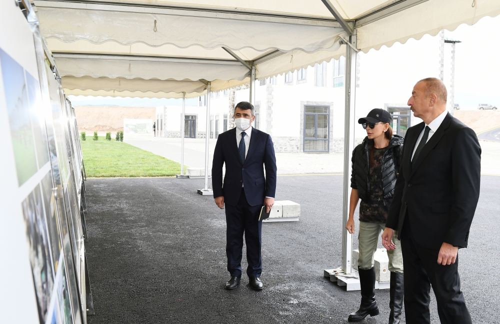 Azerbaijani president, first lady view works done under “smart village” project in Aghali village in Zangilan district (PHOTO)