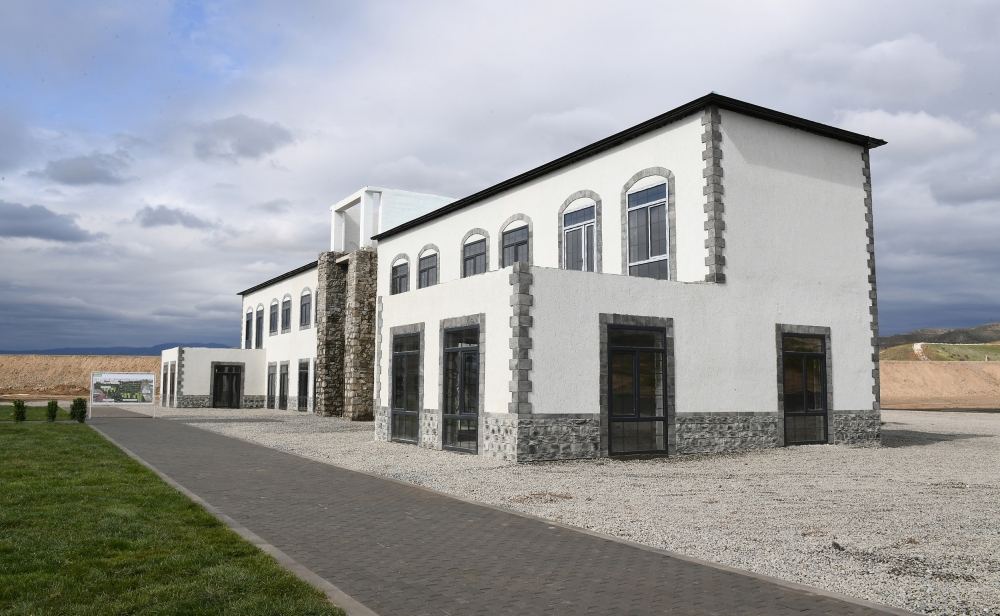 Azerbaijani president, first lady view works done under “smart village” project in Aghali village in Zangilan district (PHOTO)