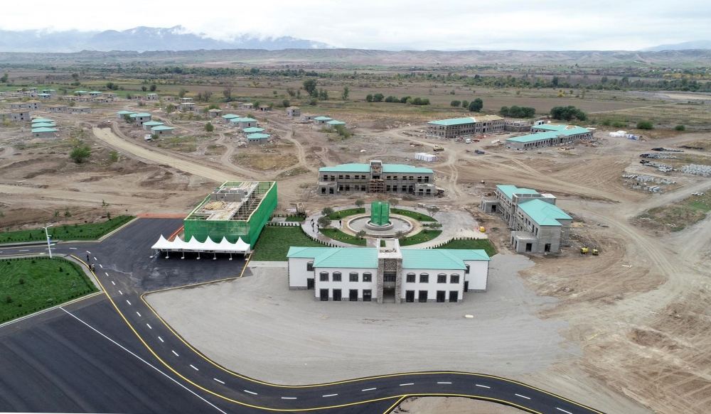 Azerbaijani president, first lady view works done under “smart village” project in Aghali village in Zangilan district (PHOTO)