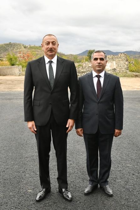 President Ilham Aliyev and First Lady Mehriban Aliyeva meet with members of Zangilan general public (PHOTO)
