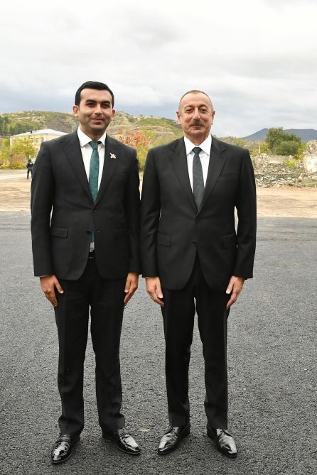 President Ilham Aliyev and First Lady Mehriban Aliyeva meet with members of Zangilan general public (PHOTO)