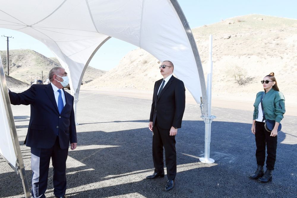 President Ilham Aliyev and First Lady Mehriban Aliyeva attend groundbreaking ceremony for Khanlig-Gubadli highway (PHOTO/VIDEO)