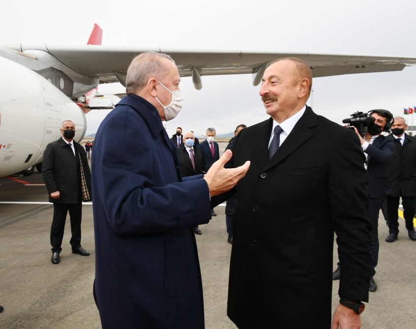 Turkish President Recep Tayyip Erdogan arrives in Azerbaijan. 
First official welcome ceremony held at Fuzuli International Airport (PHOTO/VIDEO)