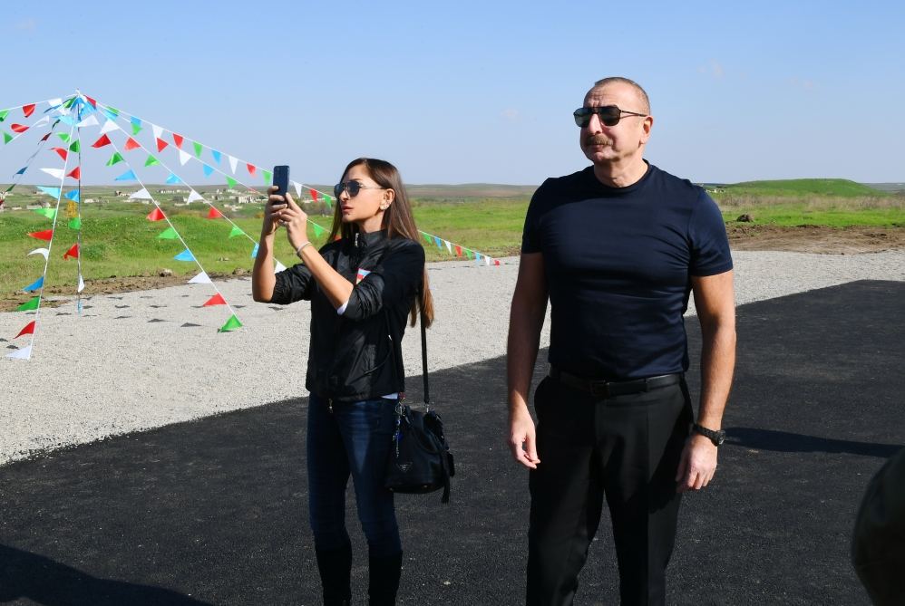 President Ilham Aliyev and First Lady Mehriban Aliyeva arrive in Shusha city for visit