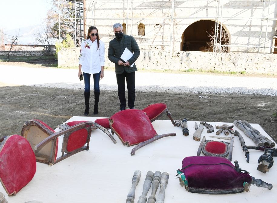 President Ilham Aliyev, First Lady review Heydar Aliyev Foundation’s restoration work in Mehmandarovs' Estate Complex (PHOTO/VIDEO)