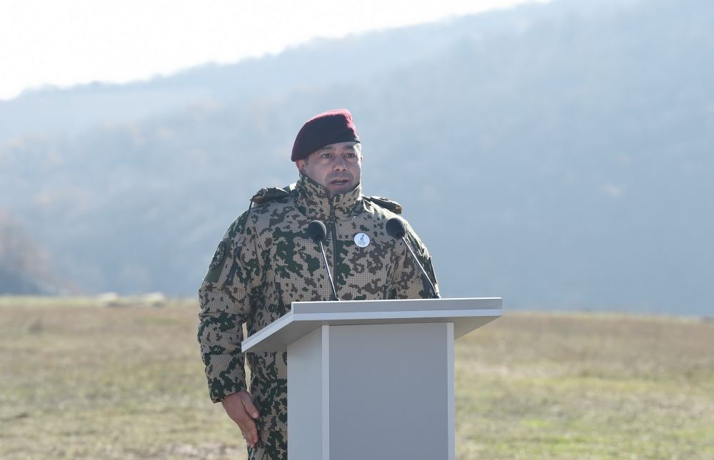 President, Commander-in-Chief of Armed Forces Ilham Aliyev makes speech in front of servicemen in Shusha (PHOTO/VIDEO)