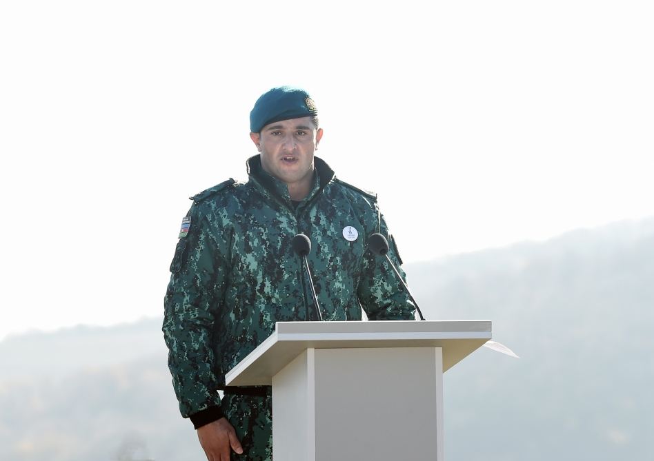 President, Commander-in-Chief of Armed Forces Ilham Aliyev makes speech in front of servicemen in Shusha (PHOTO/VIDEO)