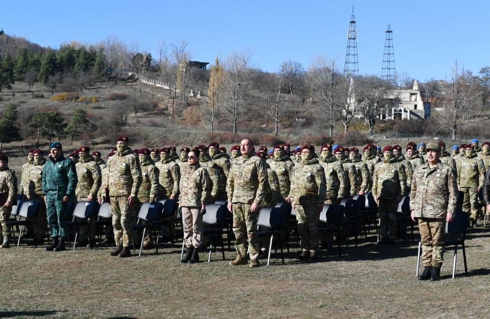 President, Commander-in-Chief of Armed Forces Ilham Aliyev makes speech in front of servicemen in Shusha (PHOTO/VIDEO)