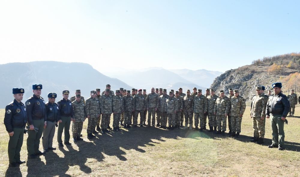 President, Commander-in-Chief of Armed Forces Ilham Aliyev makes speech in front of servicemen in Shusha (PHOTO/VIDEO)