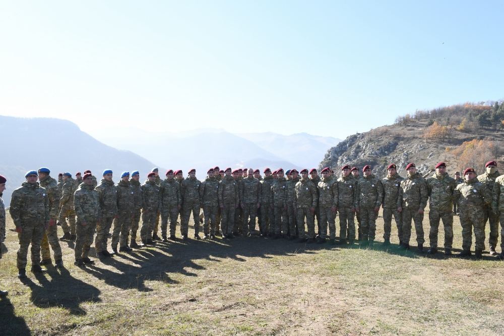 President, Commander-in-Chief of Armed Forces Ilham Aliyev makes speech in front of servicemen in Shusha (PHOTO/VIDEO)