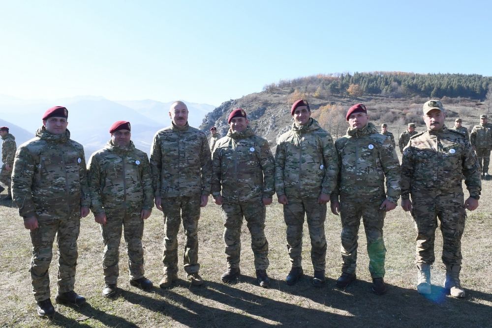 President, Commander-in-Chief of Armed Forces Ilham Aliyev makes speech in front of servicemen in Shusha (PHOTO/VIDEO)