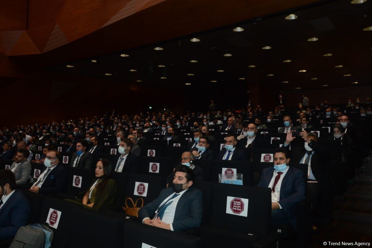 25th International Business Forum kicks off in Baku (PHOTO)