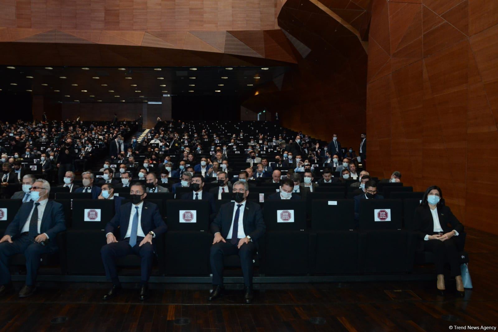 25th International Business Forum kicks off in Baku (PHOTO)