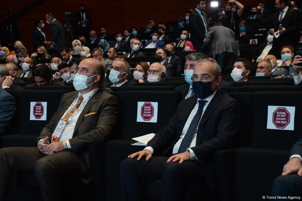 25th International Business Forum kicks off in Baku (PHOTO)