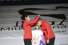 Baku holds award ceremony of winners in synchronized trampoline program (PHOTO)
