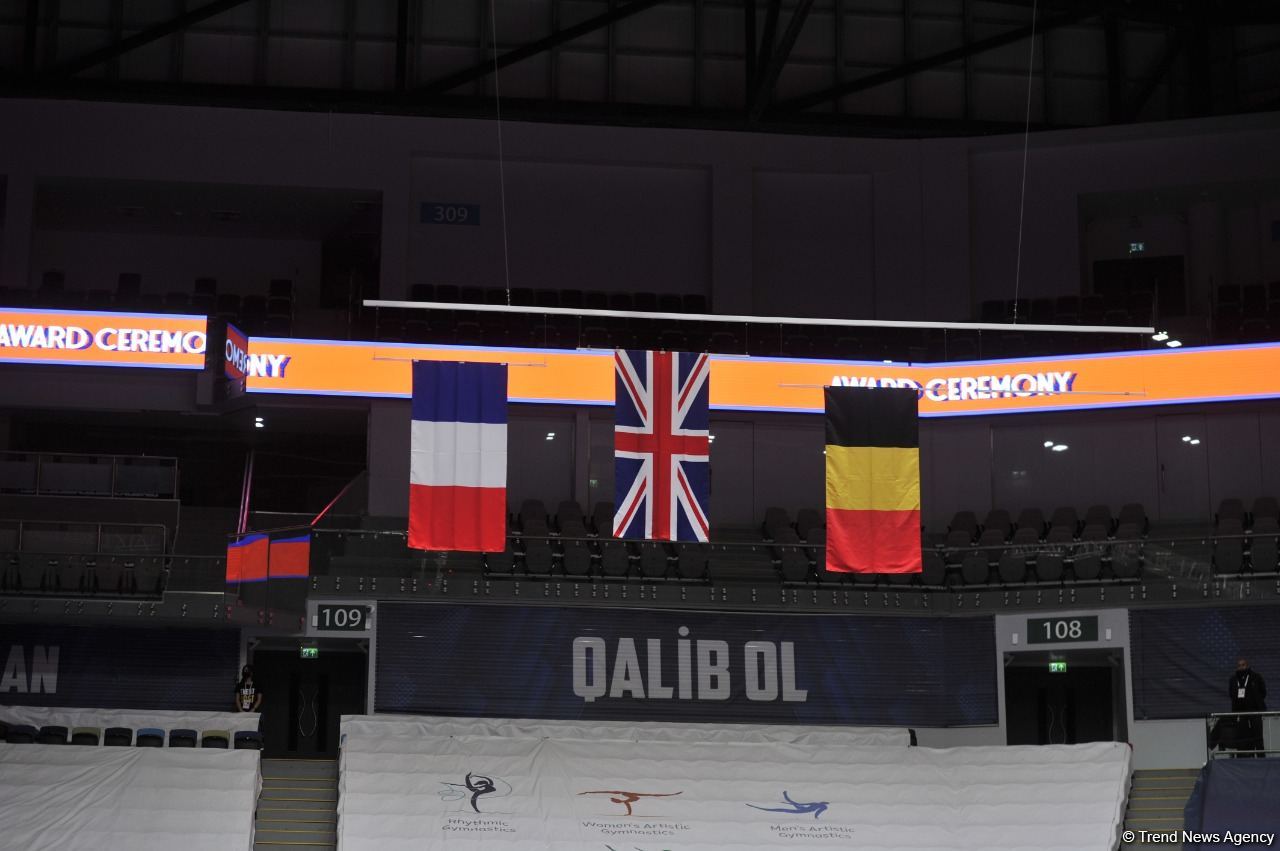 Baku holds award ceremony of winners on trampoline gymnastics and double mini-trampline (PHOTO)
