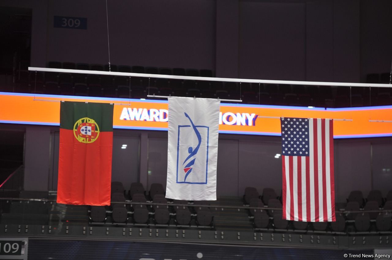 Baku holds award ceremony of winners on trampoline gymnastics and double mini-trampline (PHOTO)
