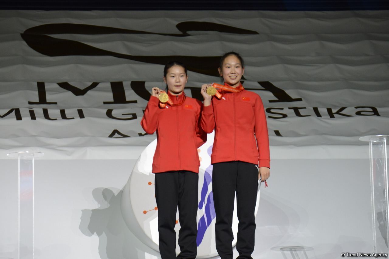 Baku holds award ceremony of winners in synchronized trampoline program (PHOTO)