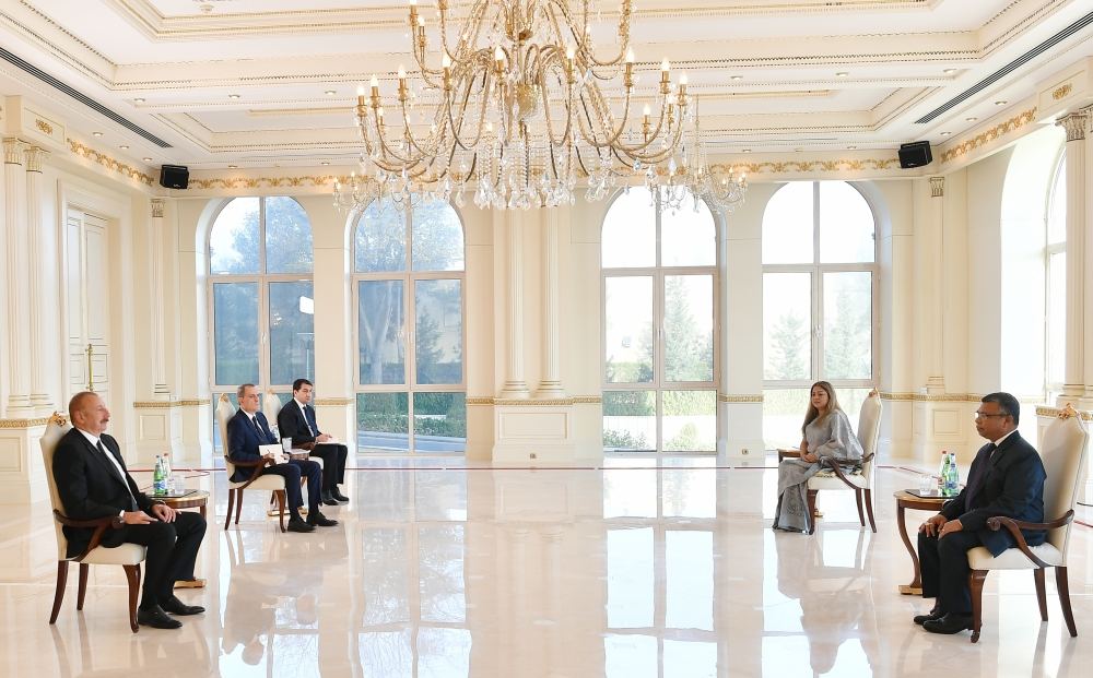 President Ilham Aliyev receives credentials of incoming Bangladeshi ambassador (PHOTO/VIDEO)
