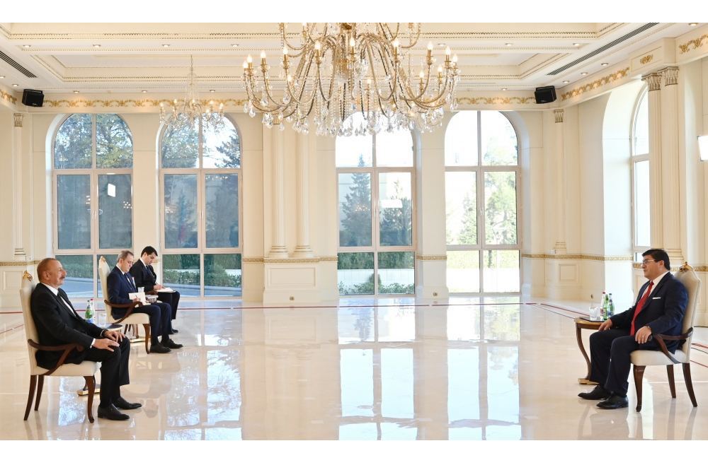 President Ilham Aliyev receives credentials of incoming Chilean ambassador (PHOTO/VIDEO)