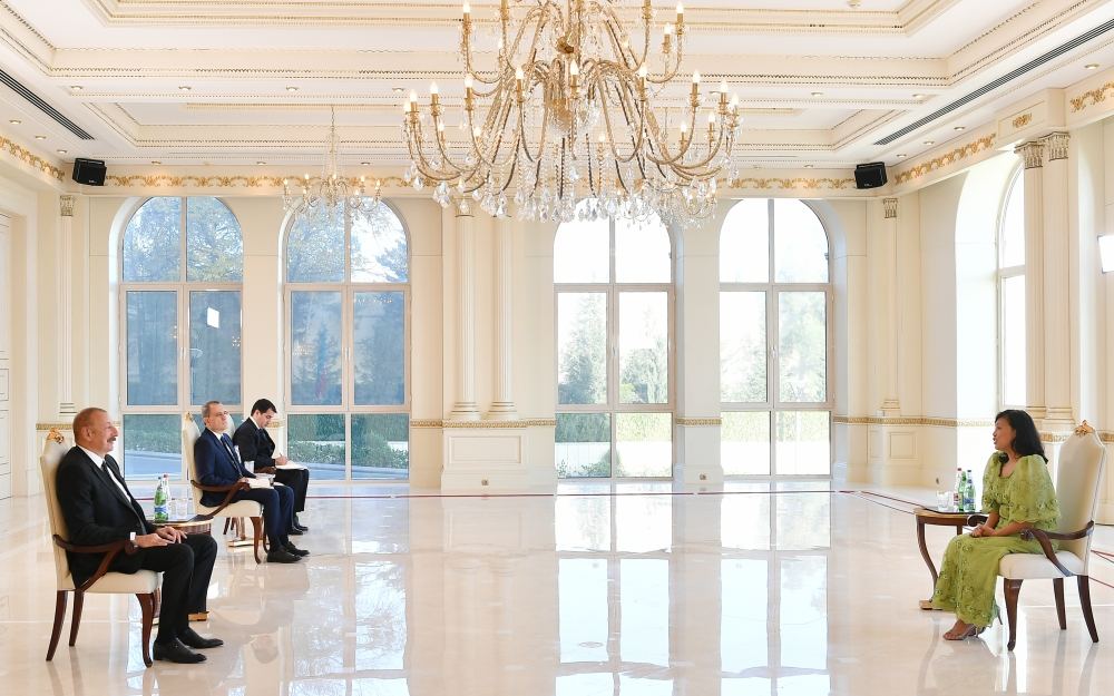 President Ilham Aliyev receives credentials of incoming Philippine ambassador (PHOTO/VIDEO)