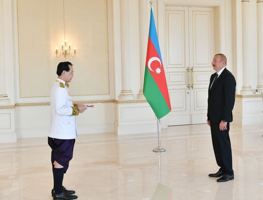 President Ilham Aliyev receives credentials of incoming Cambodian ambassador (PHOTO/VIDEO)