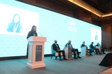 Baku holds int’l forum titled ‘Nizami Ganjavi: Bridge between Cultures’ (PHOTO)