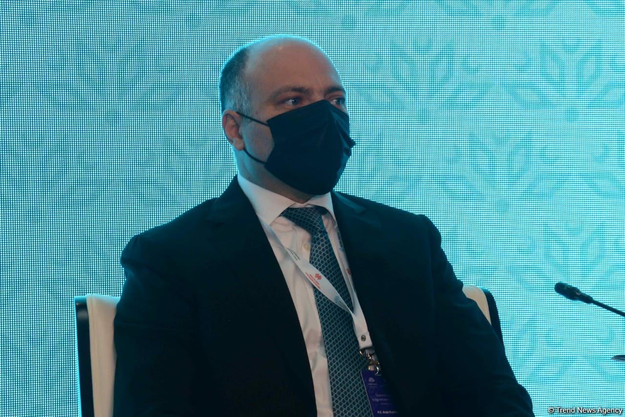 Baku holds int’l forum titled ‘Nizami Ganjavi: Bridge between Cultures’ (PHOTO)
