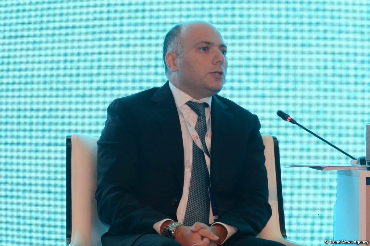 Baku holds int’l forum titled ‘Nizami Ganjavi: Bridge between Cultures’ (PHOTO)