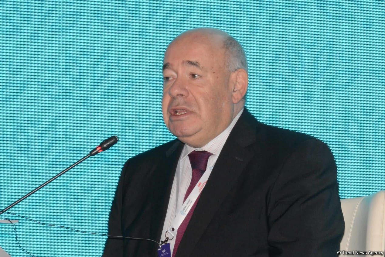 Baku holds int’l forum titled ‘Nizami Ganjavi: Bridge between Cultures’ (PHOTO)