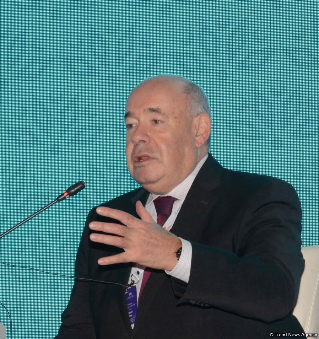 Baku holds int’l forum titled ‘Nizami Ganjavi: Bridge between Cultures’ (PHOTO)