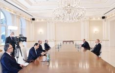 President Ilham Aliyev receives president of Turkish Council of Higher Education (PHOTO/VIDEO)