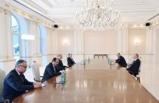 President Ilham Aliyev receives president of Turkish Council of Higher Education (PHOTO/VIDEO)