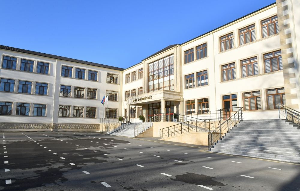 President Ilham Aliyev, First Lady Mehriban Aliyeva view conditions created at secondary school № 1 in Guba (PHOTO/VIDEO)
