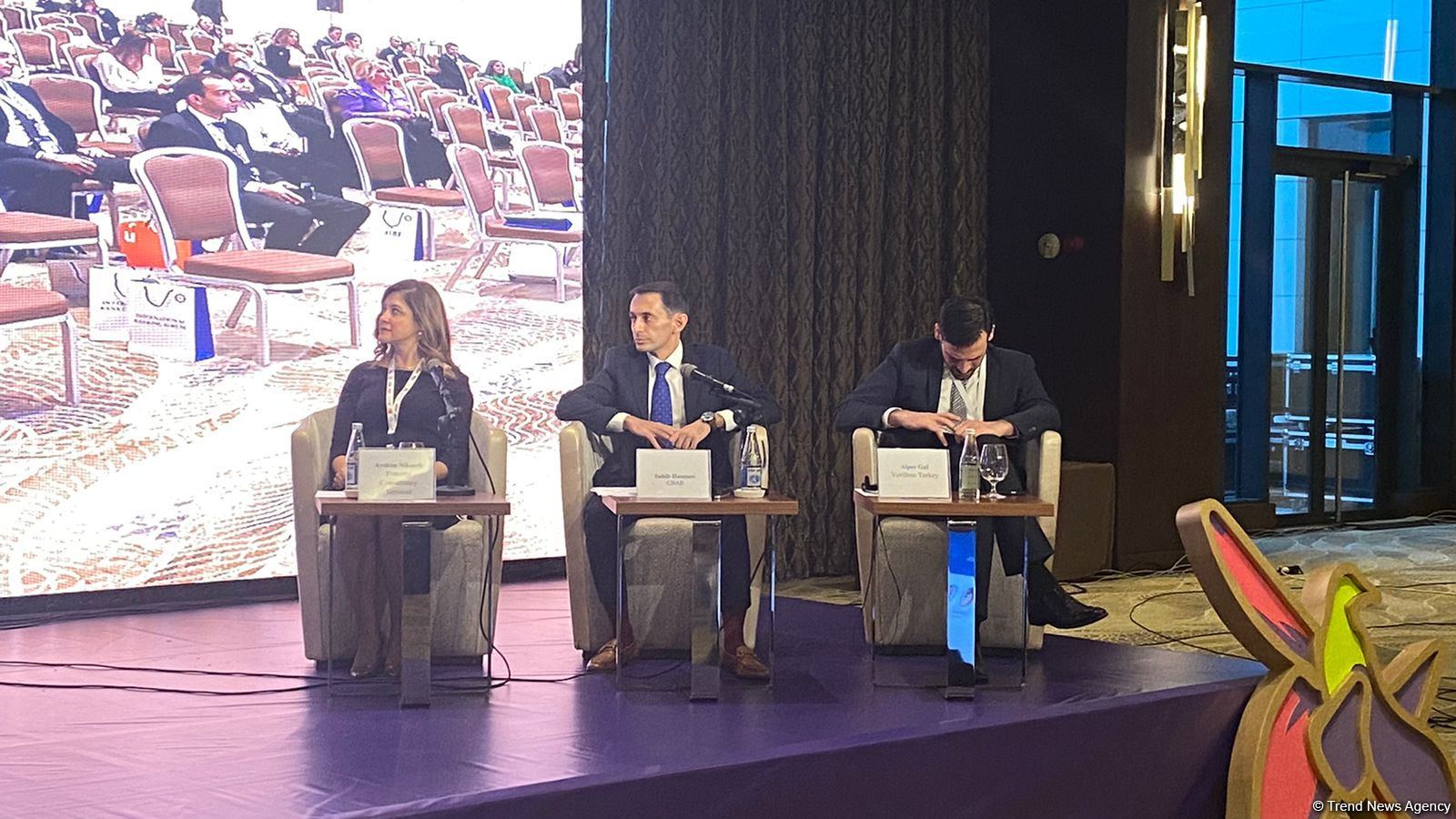 Azerbaijan plans to begin formation of legal framework for open banking in 2022 (PHOTO)