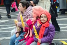Azerbaijan organizes "Cold hands, warm heart" charity fair (PHOTO)