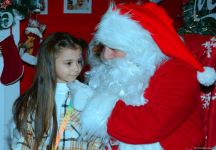 Azerbaijan organizes "Cold hands, warm heart" charity fair (PHOTO)