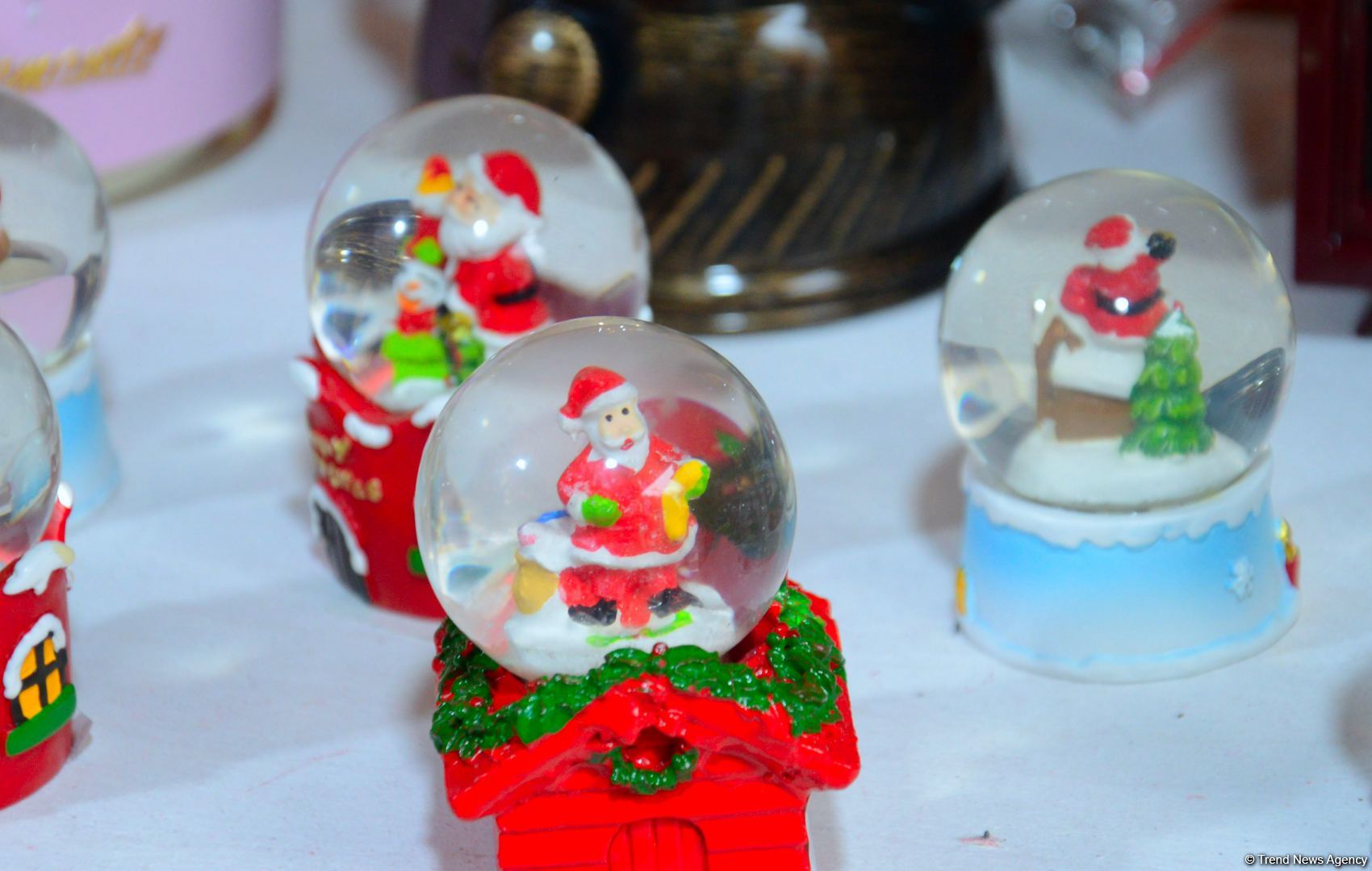 Azerbaijan organizes "Cold hands, warm heart" charity fair (PHOTO)