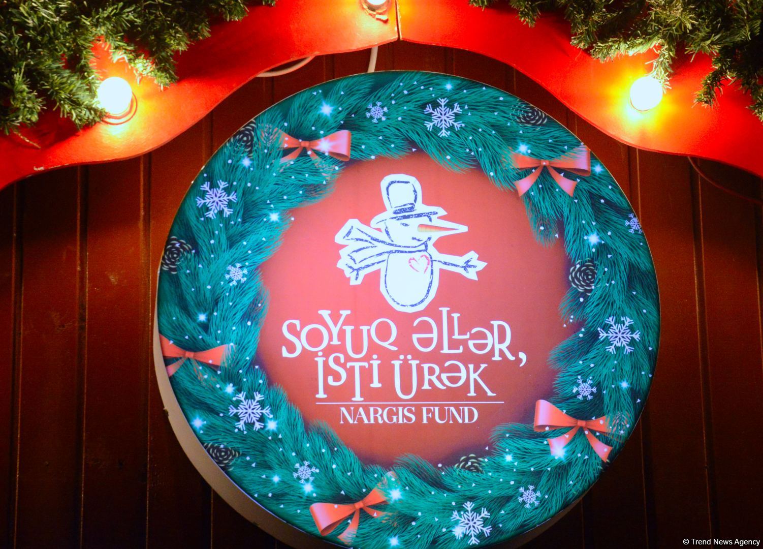 Azerbaijan organizes "Cold hands, warm heart" charity fair (PHOTO)