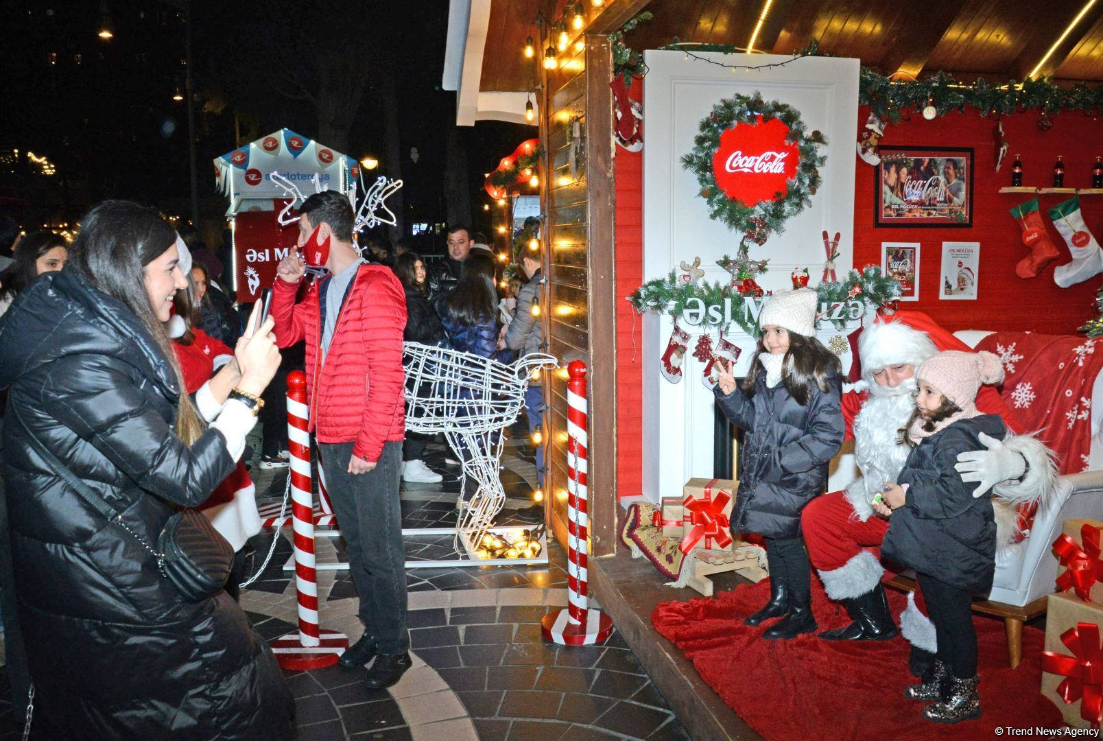 Azerbaijan organizes "Cold hands, warm heart" charity fair (PHOTO)