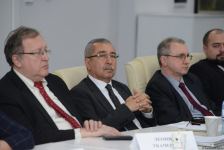 Azerbaijani, Russian experts discuss prospects for development of Baku-Moscow ties (PHOTO)