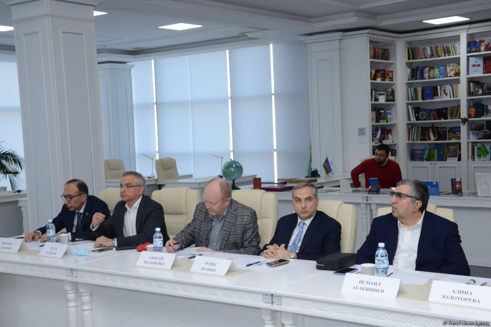 Azerbaijani, Russian experts discuss prospects for development of Baku-Moscow ties (PHOTO)