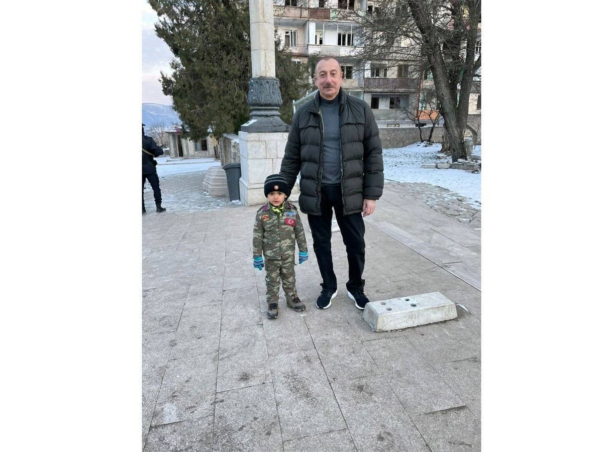 "Did you appoint yourself general?" - touching dialogue of President Ilham Aliyev with 4-year-old Asif in Shusha (PHOTO/VIDEO)