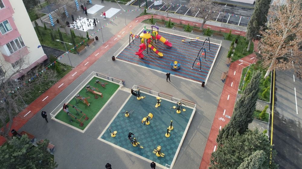 Heydar Aliyev Foundation VP Leyla Aliyeva takes part in opening ceremony of another yard, renovated within "Our Yard" project (PHOTO)